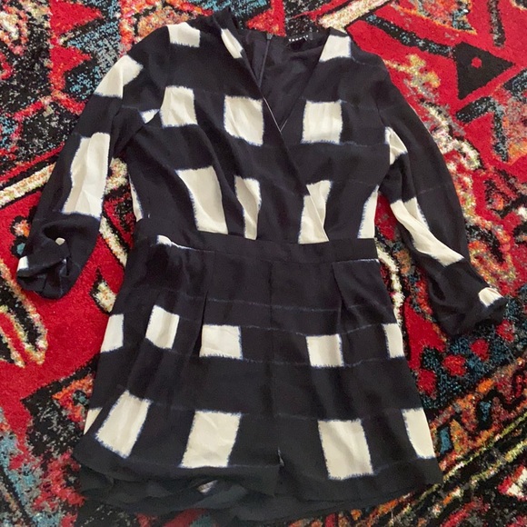 Trouve Romper - Picture 1 of 2